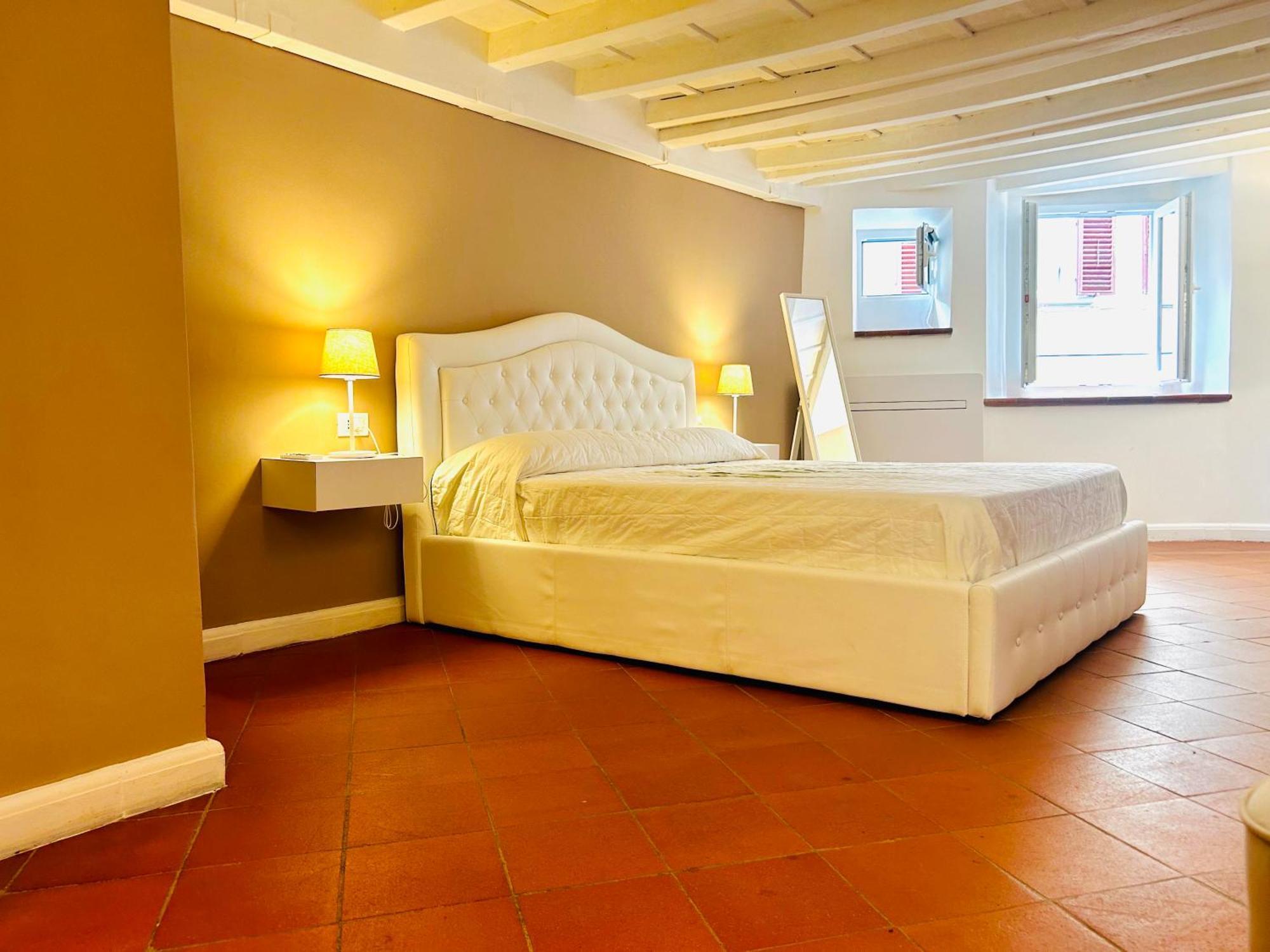 Amazing First Floor Apartment In Piazza Santa Croce Firenze Florence Exterior photo